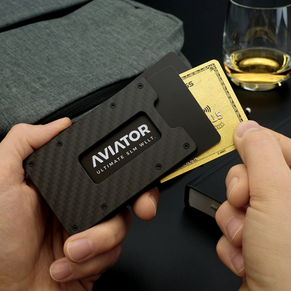 CARBON Wallet von AVIATOR